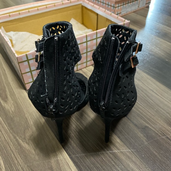 Suede Fashion Heels - Picture 3 of 6